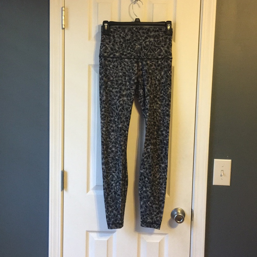 Lululemon rare wunder under feather legging tight